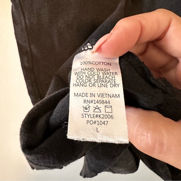 Pulse Boutique country music distressed top - Picture 5 of 5